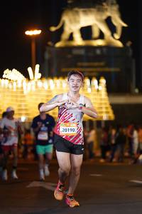 BIB: 20190
                            <button type="button" onclick="openModal(23105725)" class="btn btn-primary btn-sm float-right btn-popup" data-toggle="modal" data-target=".modal-high-quality">
                        <i class="fas fa-shopping-cart"></i> Add to Cart
                    </button>
                                            <button type="button" onclick="isThisMe(23105725, true)" class="btn btn-success btn-sm float-right btn-popup btn-isme hidden" data-toggle="tooltip" data-placement="bottom" title="นี่คือรูปของคุณใช่ไหม คลิกที่นี่เพื่อเอาเข้าอัลบั้ม">
                        <i class="fas fa-plus"></i> Add to album
                    </button>
                    <button type="button" onclick="isThisMe(23105725, false)" class="btn btn-warning btn-sm float-right btn-popup btn-isnotme hidden">
                        <i class="fas fa-ban"></i> Remove from album
                    </button>